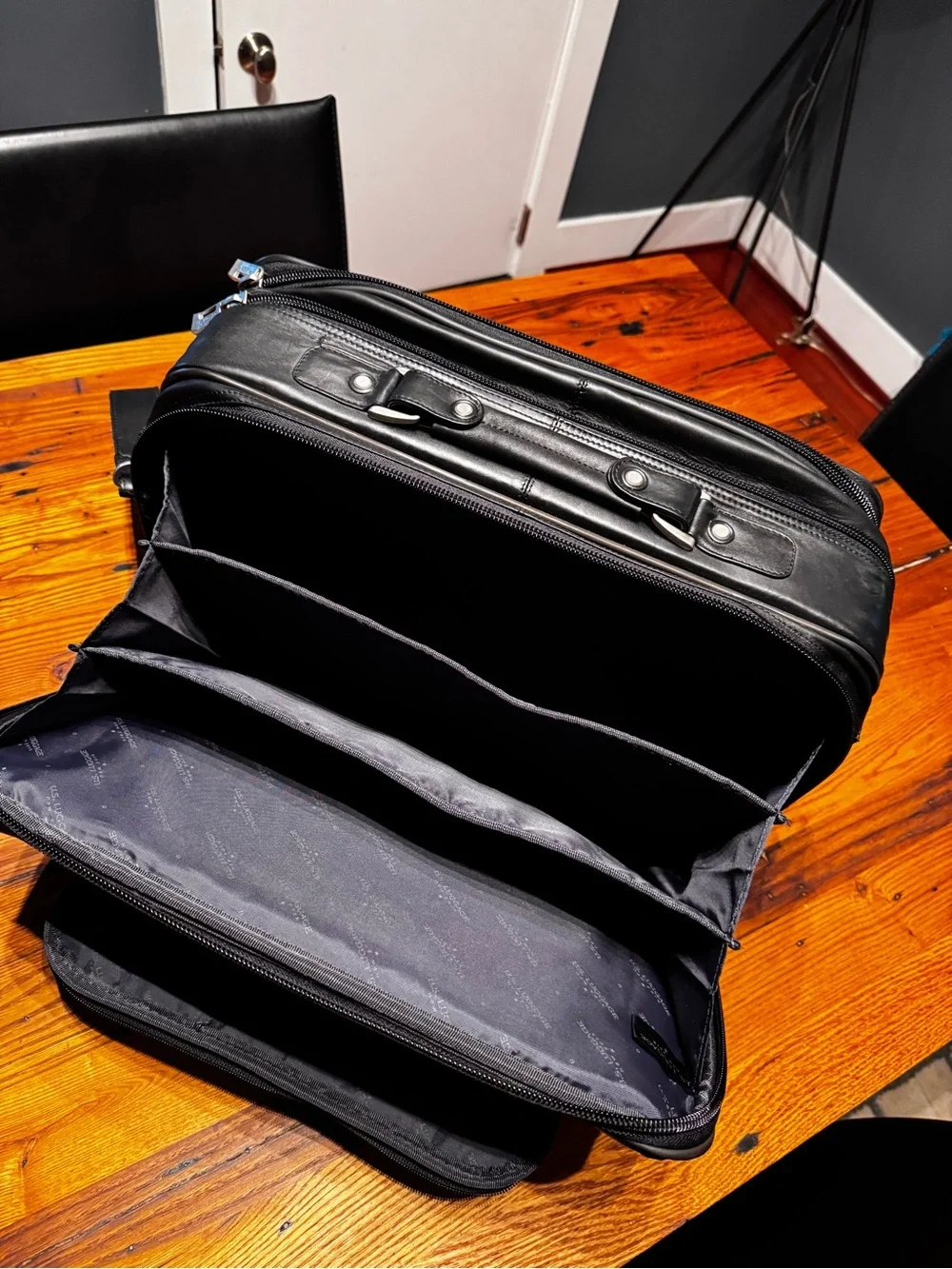 U.S. Luggage New York Black Leather Overnighter Laptop Briefcase NWOT